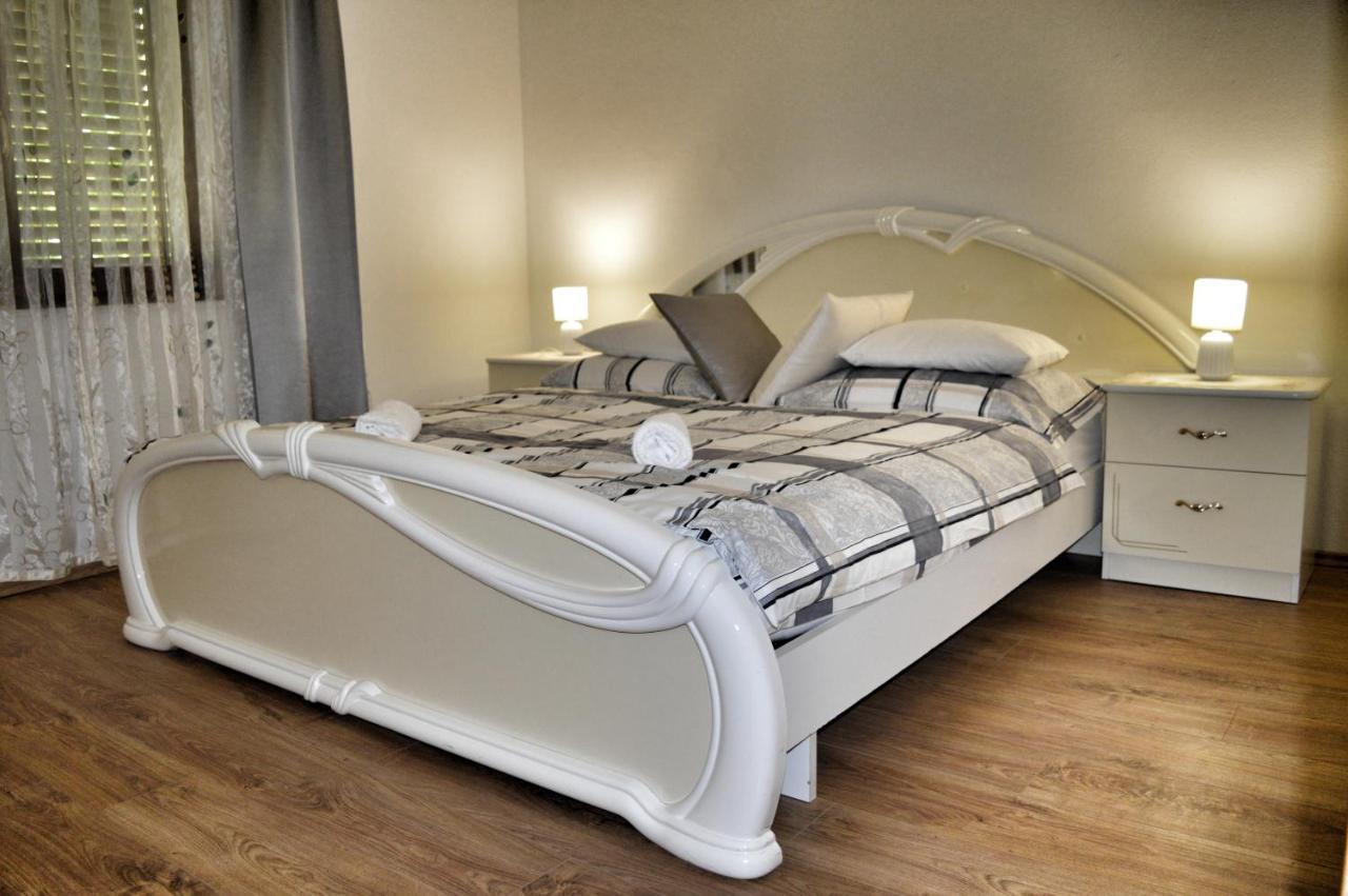 Apartment Nikolic Kaštela Exteriér fotografie